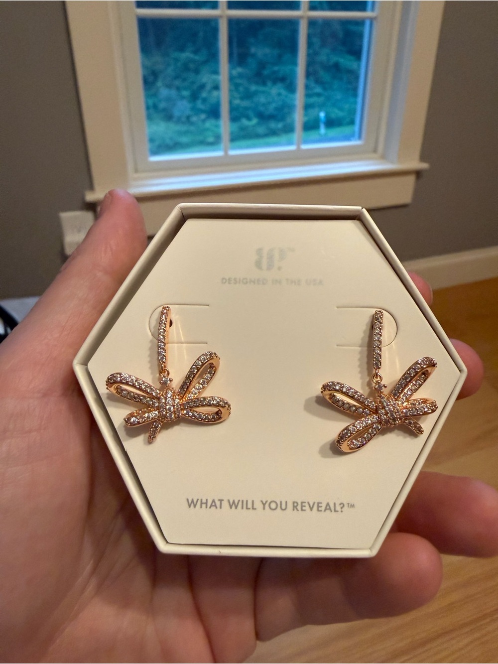 Bomb Party Wrapped in Promises - Bows